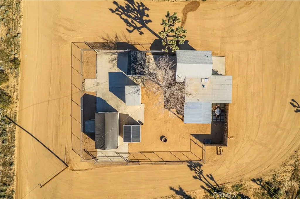 3220 Sage, Yucca Valley, California 92284 home-pic-17