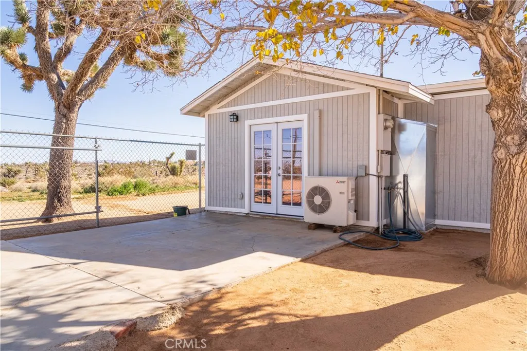 3220 Sage, Yucca Valley, California 92284 home-pic-23