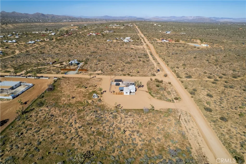 3220 Sage, Yucca Valley, California 92284 home-pic-50