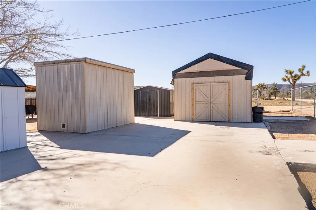 3220 Sage, Yucca Valley, California 92284 home-pic-26
