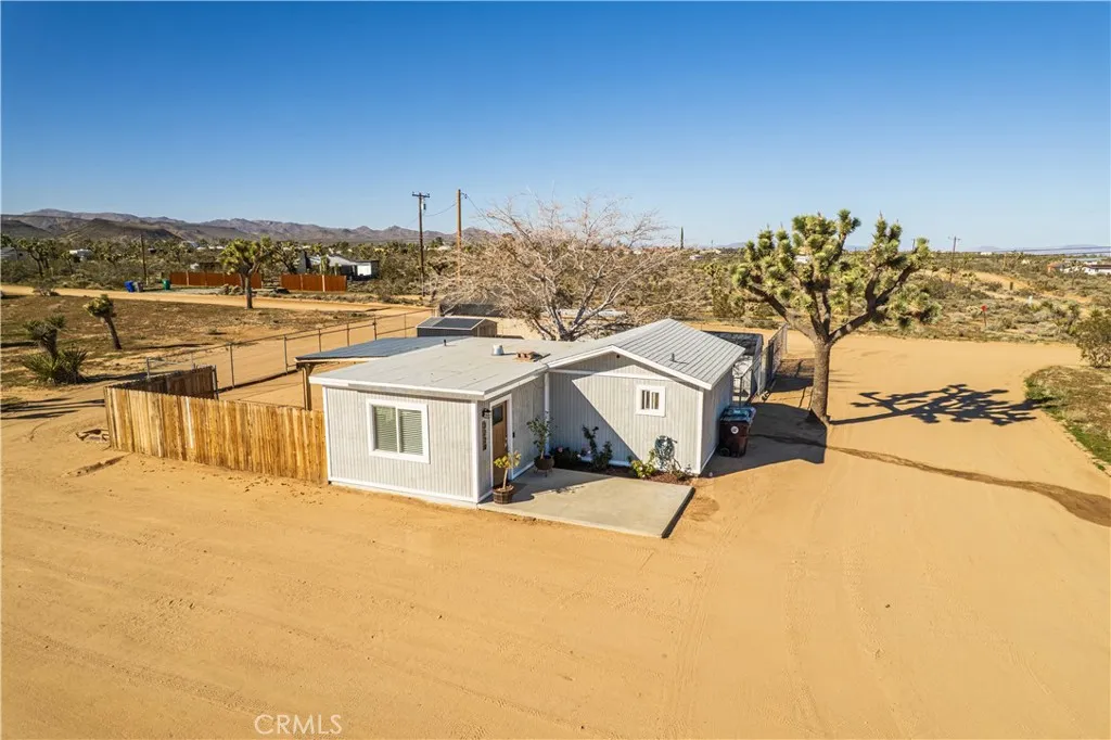 3220 Sage, Yucca Valley, California 92284 home-pic-47