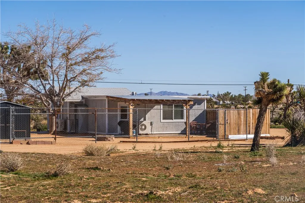3220 Sage, Yucca Valley, California 92284 home-pic-32