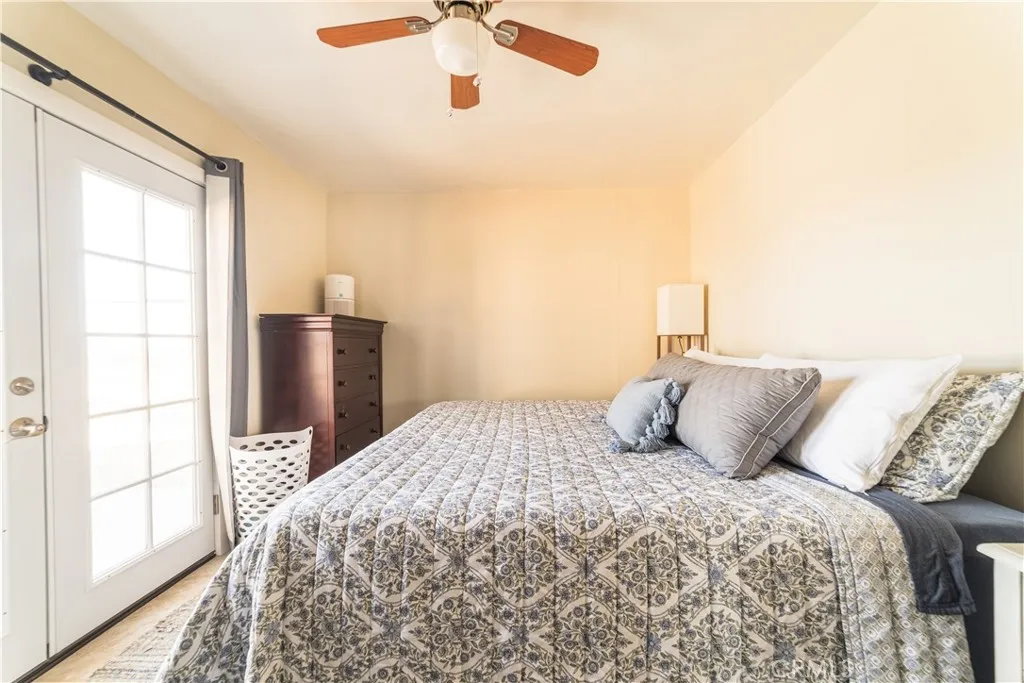 3220 Sage, Yucca Valley, California 92284 home-pic-12