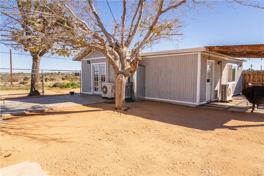 3220 Sage, Yucca Valley, California 92284 home-pic-34