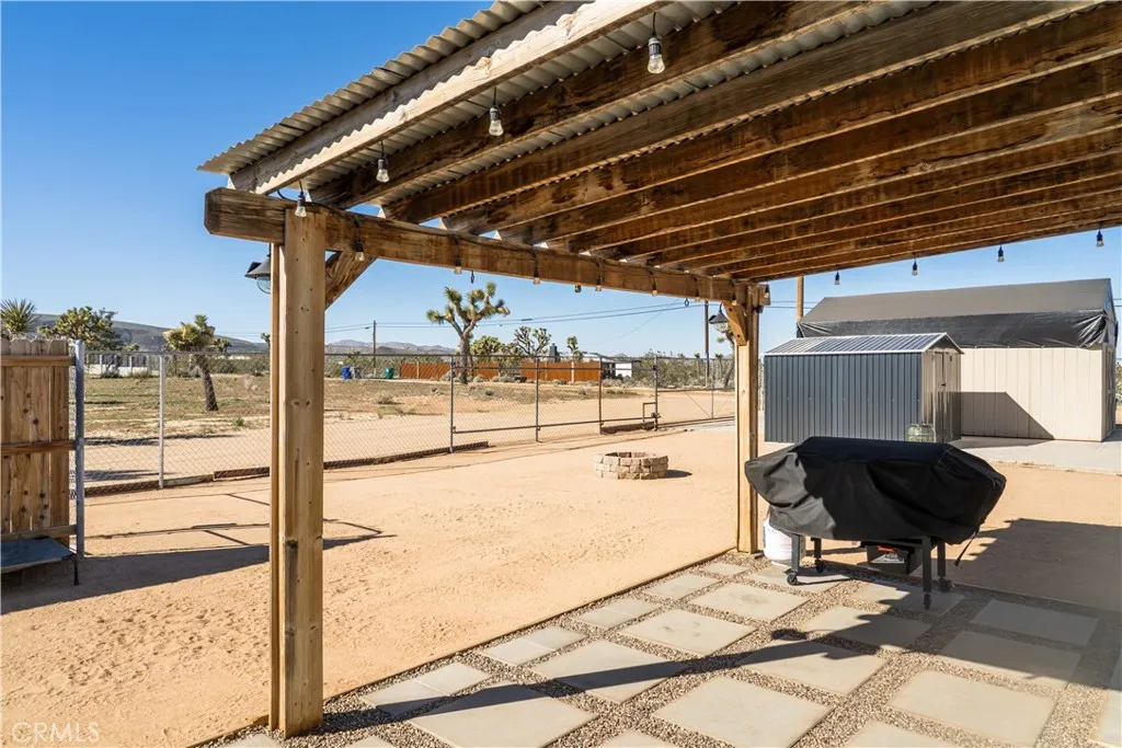 3220 Sage, Yucca Valley, California 92284 home-pic-37