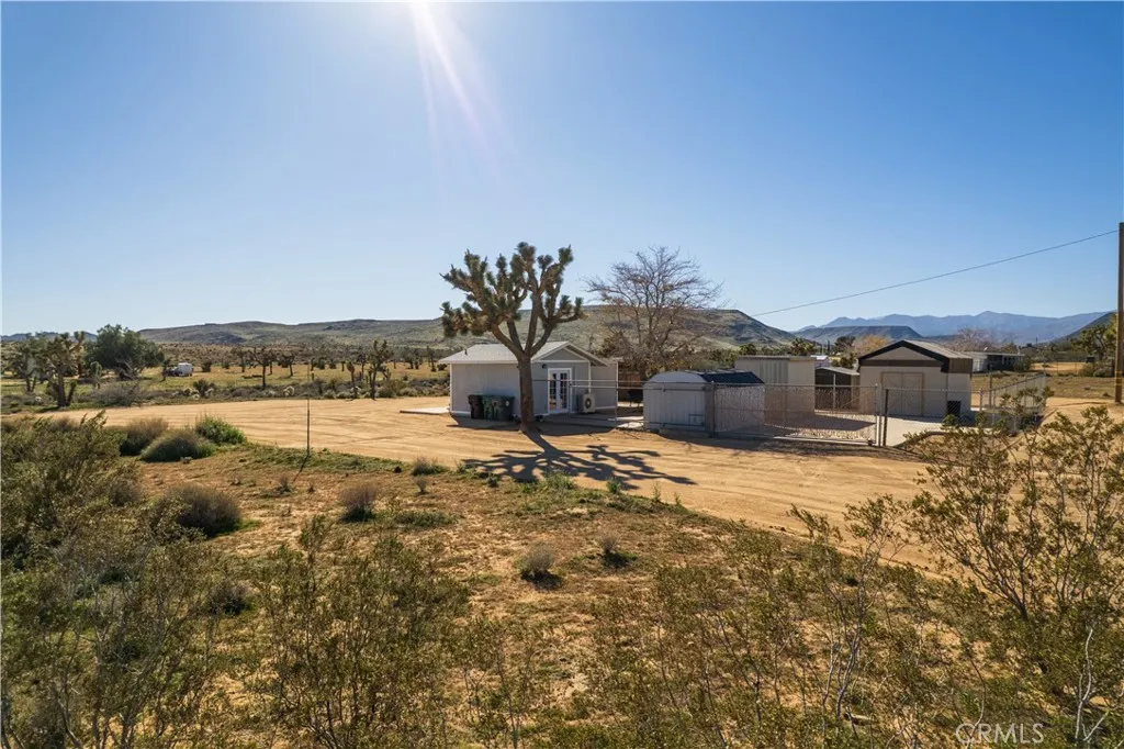3220 Sage, Yucca Valley, California 92284 home-pic-41