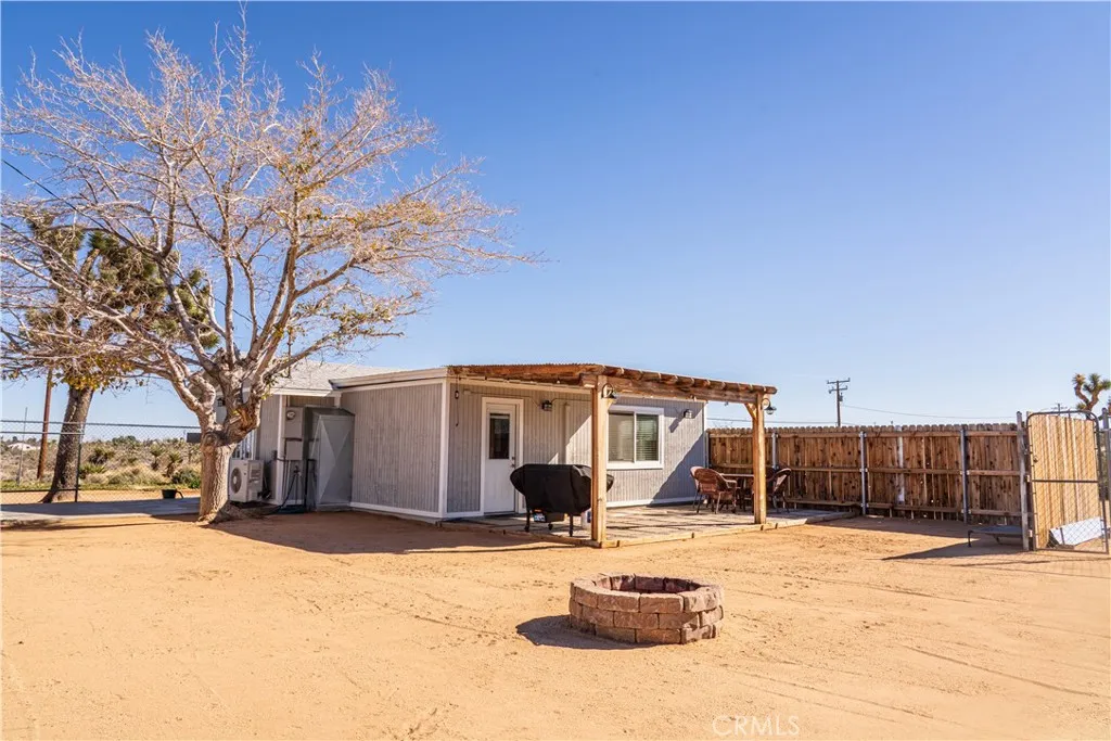 3220 Sage, Yucca Valley, California 92284 home-pic-33