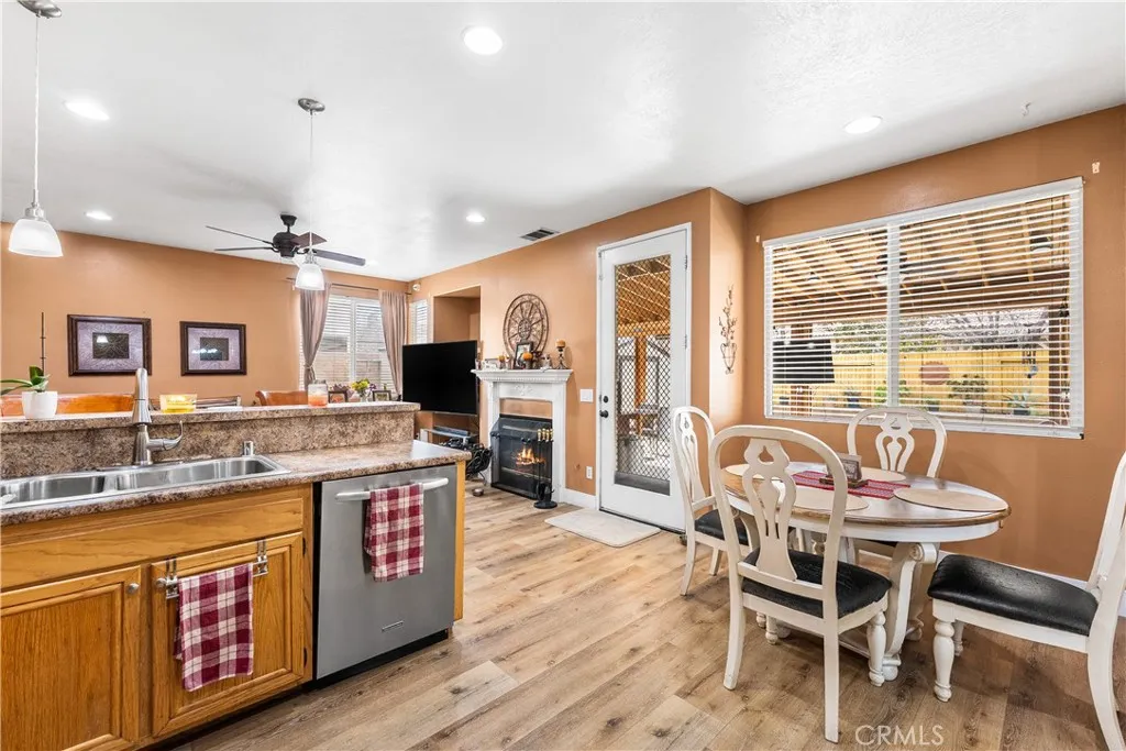 5522 Lighthouse Lane, Palmdale, California 93552 home-pic-14
