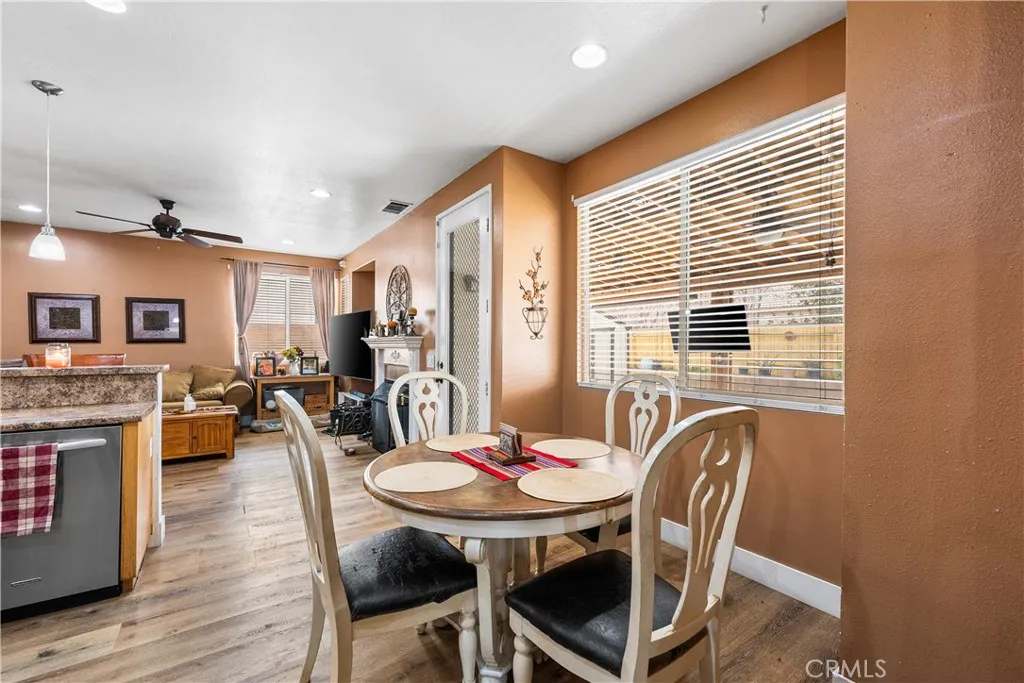 5522 Lighthouse Lane, Palmdale, California 93552 home-pic-11