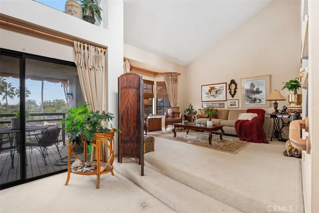23 Ocean Vista, Newport Beach, California 92660 home-pic-9