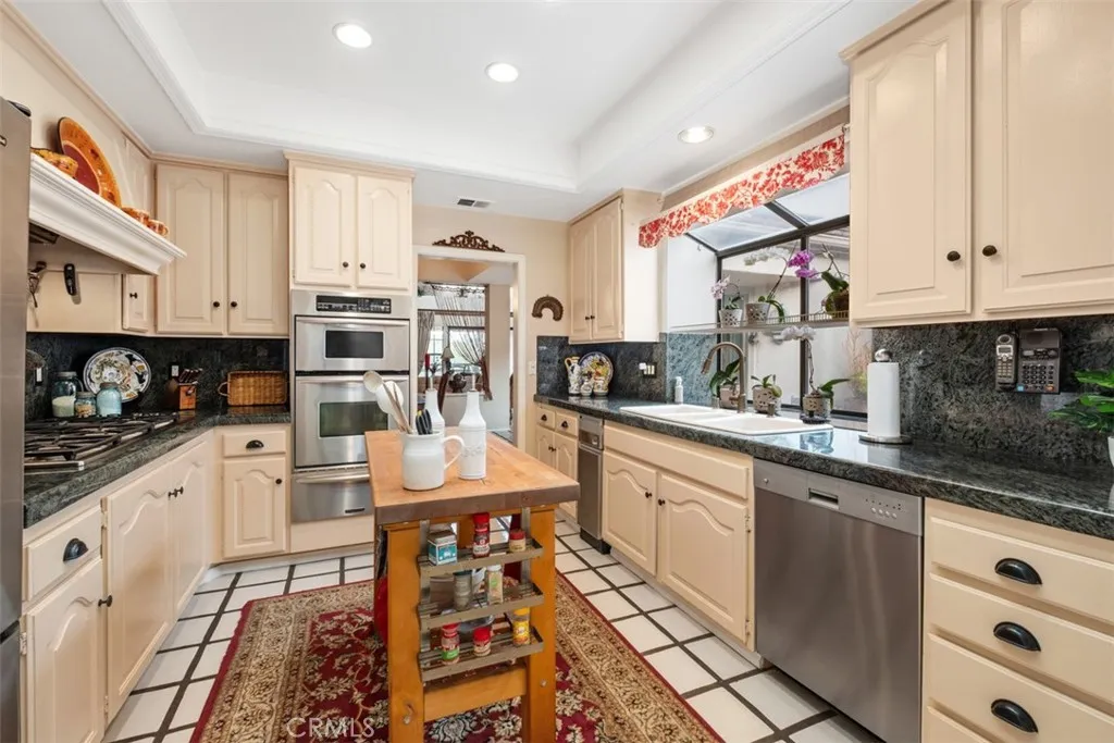 23 Ocean Vista, Newport Beach, California 92660 home-pic-16