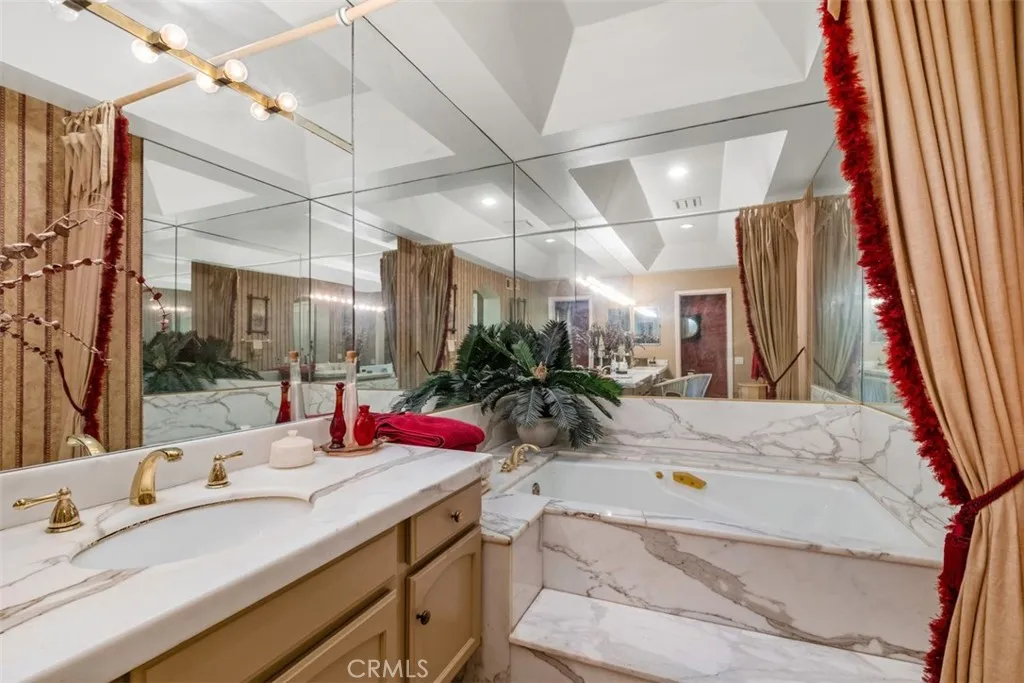 23 Ocean Vista, Newport Beach, California 92660 home-pic-26