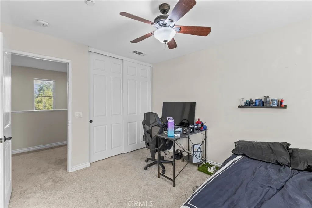 1359 Laurestine Way, Beaumont, California 92223 home-pic-32