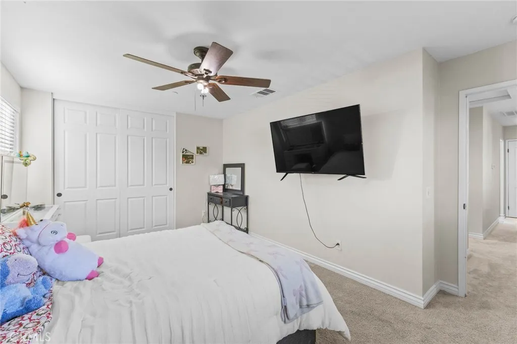 1359 Laurestine Way, Beaumont, California 92223 home-pic-29
