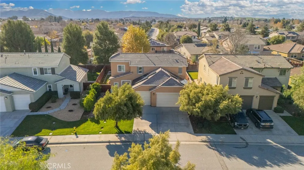 1359 Laurestine Way, Beaumont, California 92223 home-pic-41