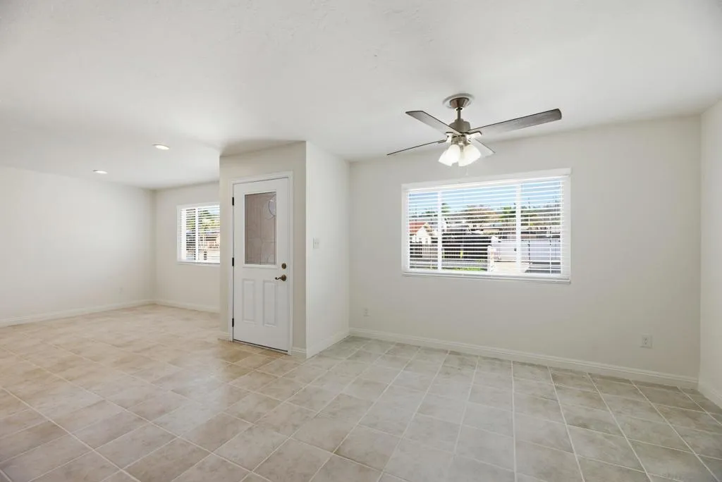 9810 Colt Lane, Lakeside, California 92040 home-pic-9