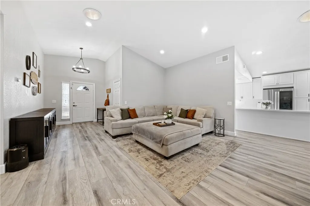 1329 Limonite, Hemet, California 92543 home-pic-6