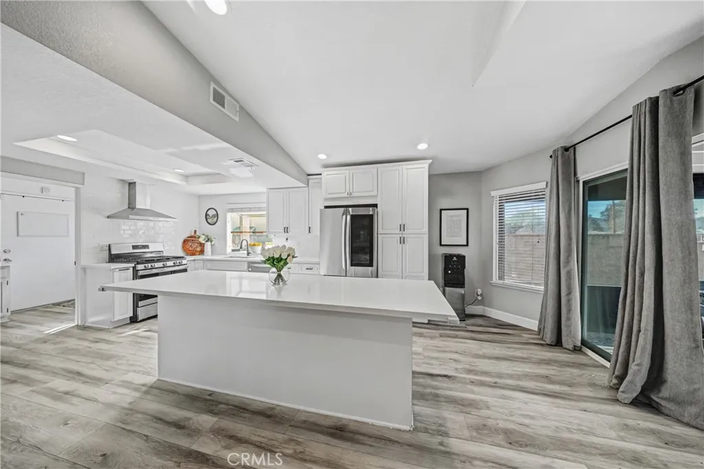 1329 Limonite, Hemet, California 92543 home-pic-8