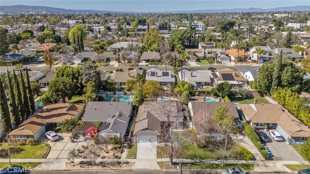 6127 Laurelgrove, Valley Glen, California 91606 home-pic-30