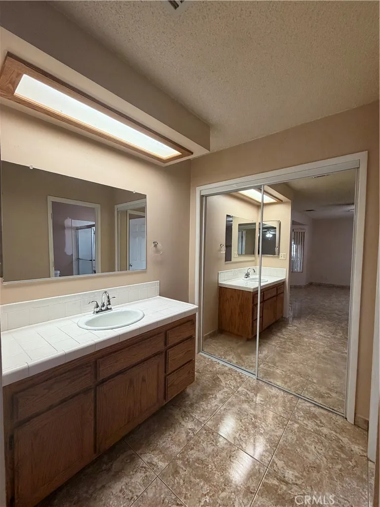 11497 2nd Avenue, Hesperia, California 92345 home-pic-19