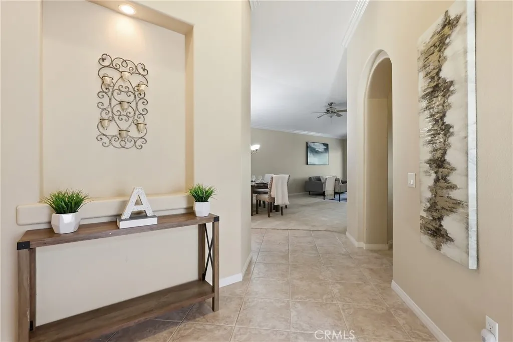24164 Calle Artino, Murrieta, California 92562 home-pic-4