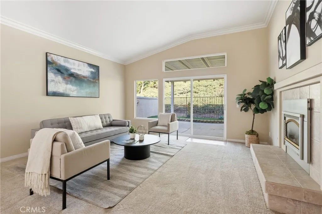 24164 Calle Artino, Murrieta, California 92562 home-pic-10