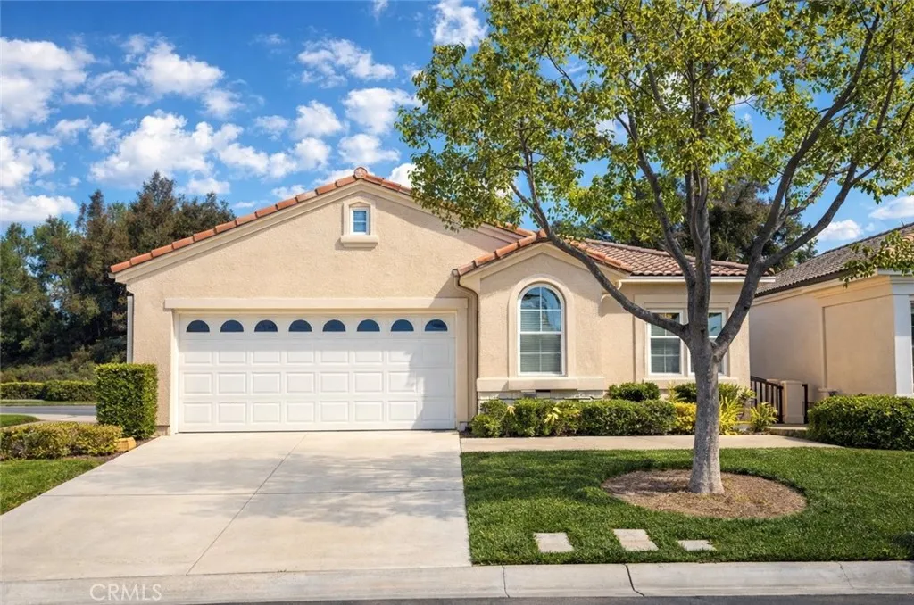 24164 Calle Artino, Murrieta, California 92562 home-pic-1