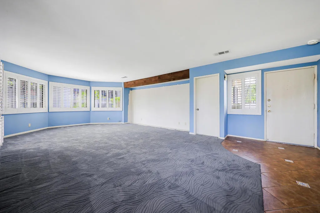 2023 N Via Miraleste Unit  home-pic-8