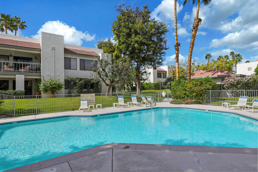 2023 N Via Miraleste Unit  home-pic-31