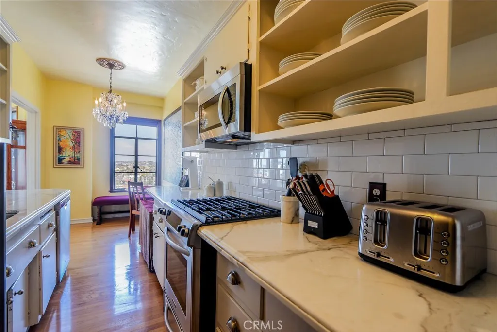 800 E Ocean Boulevard 1010, Long Beach, California 90802 home-pic-8