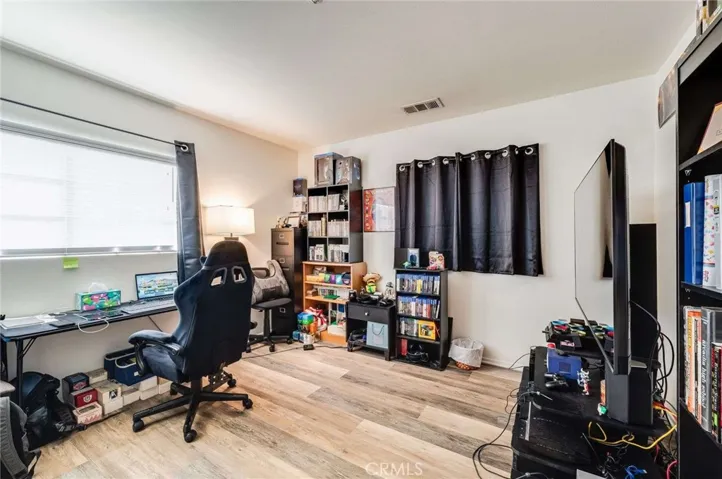 Rear Unit Bedroom 3 / Office