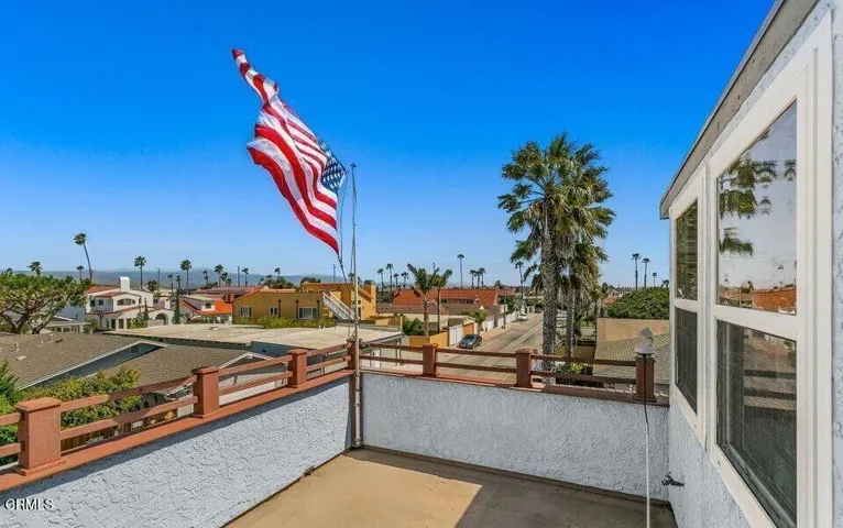 Outrigger upstairs unit 14