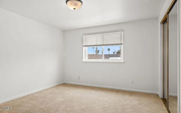 Outrigger upstairs unit 12