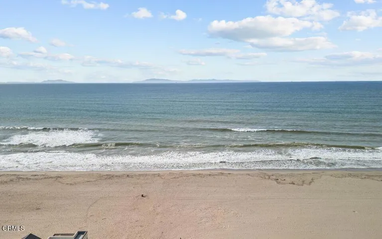 Outrigger upstairs unit 18