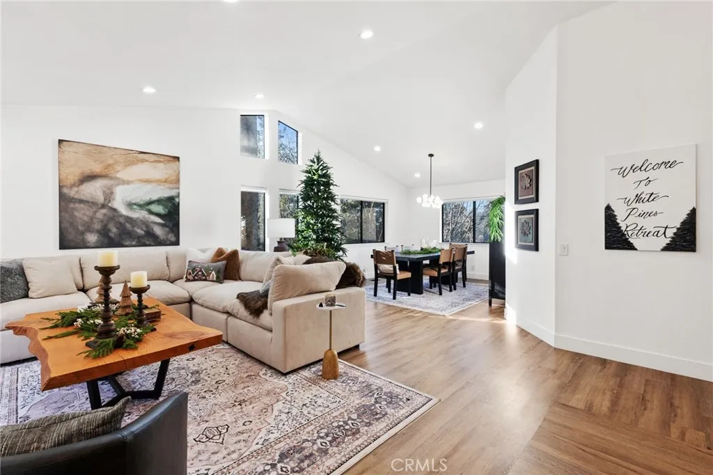 30260 Gremlin Court, Running Springs, California 92382 home-pic-3