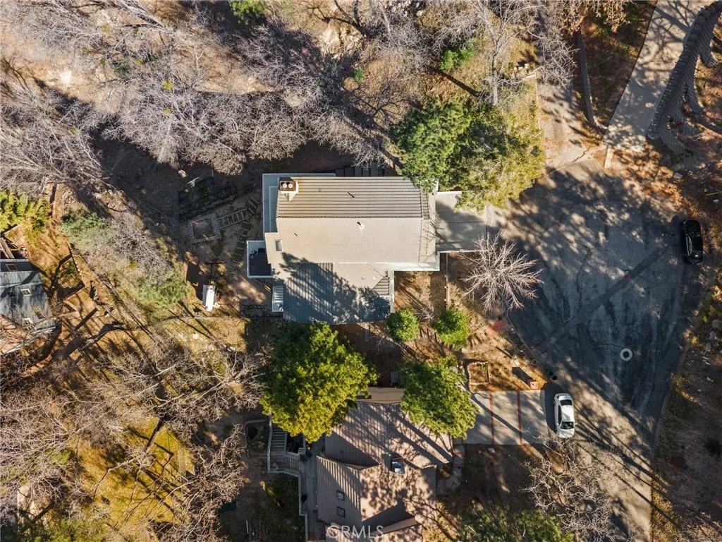 30260 Gremlin Court, Running Springs, California 92382 home-pic-52