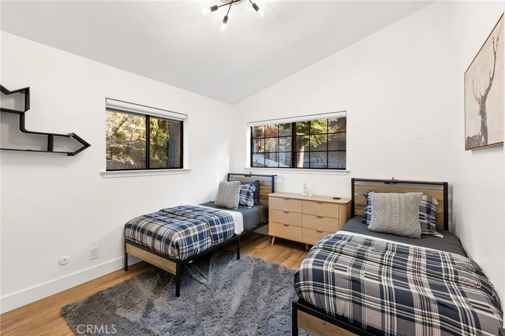 30260 Gremlin Court, Running Springs, California 92382 home-pic-21