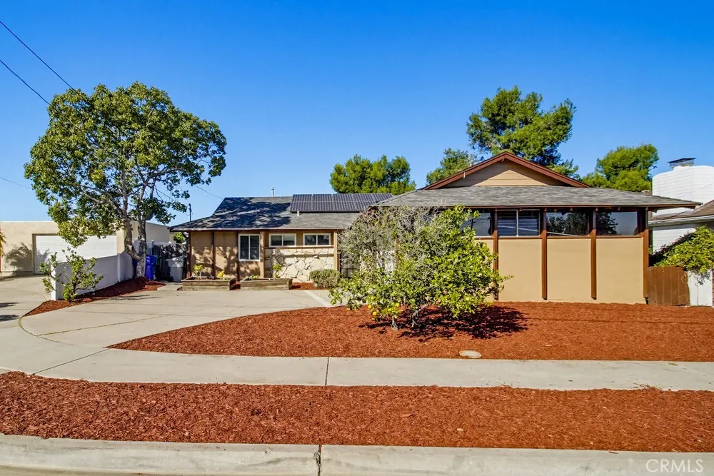6551 Lake Ashmere Court, San Diego, California 92119 home-pic-1
