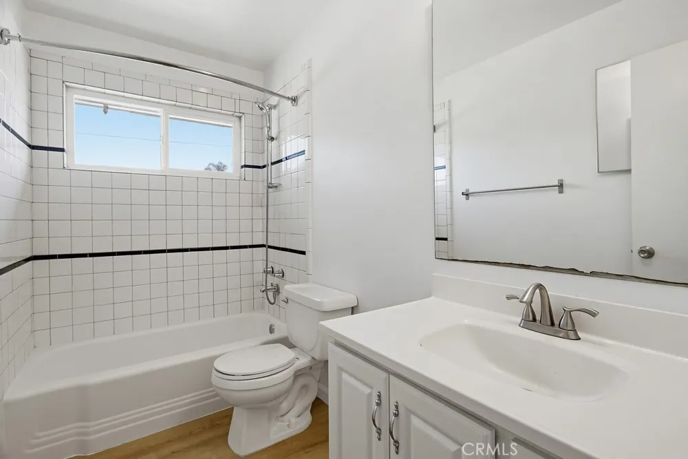 6551 Lake Ashmere Court, San Diego, California 92119 home-pic-21