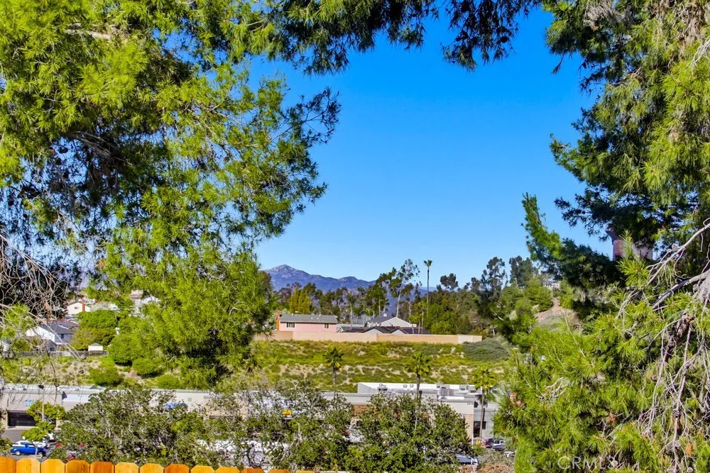 6551 Lake Ashmere Court, San Diego, California 92119 home-pic-41
