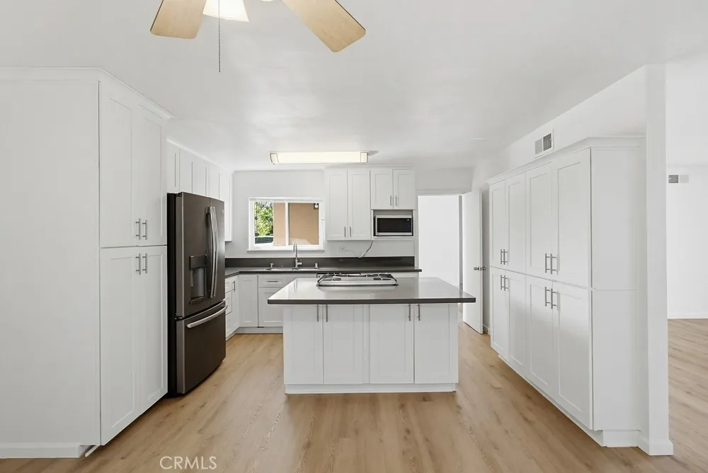 6551 Lake Ashmere Court, San Diego, California 92119 home-pic-12