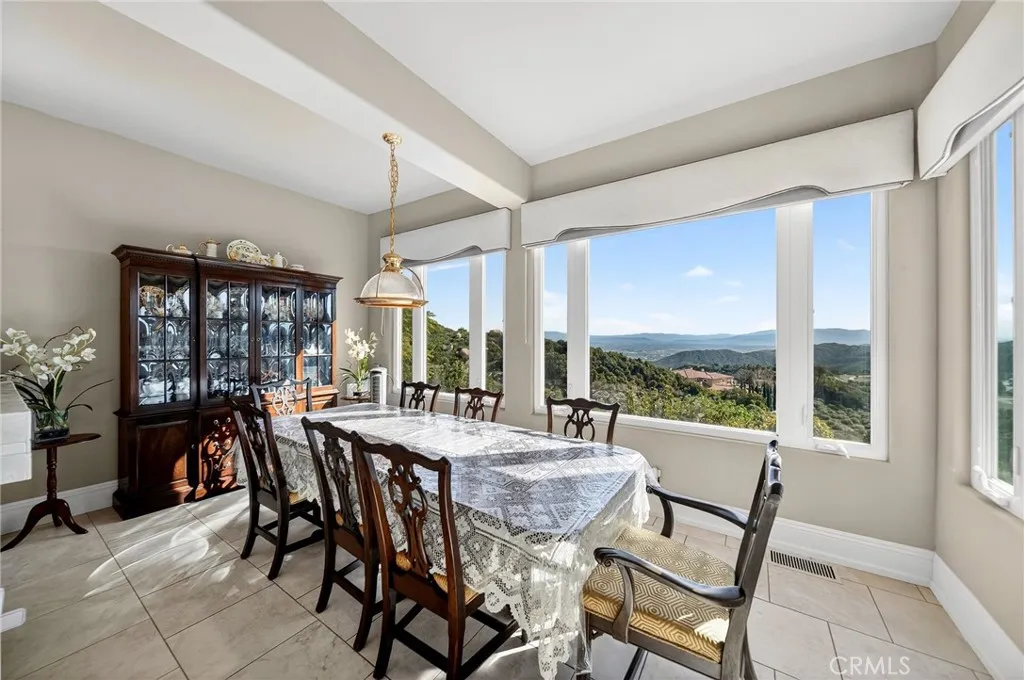 37840 Via Majorca, Murrieta, California 92562 home-pic-14