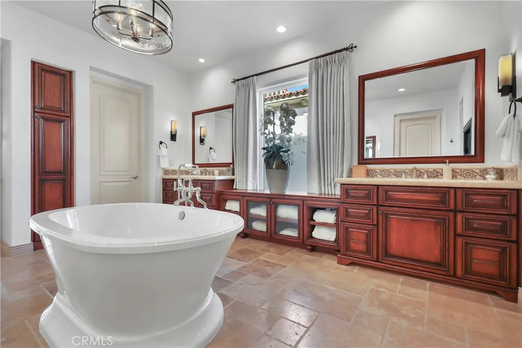 76518 Via Chianti, Indian Wells, California 92210 home-pic-25