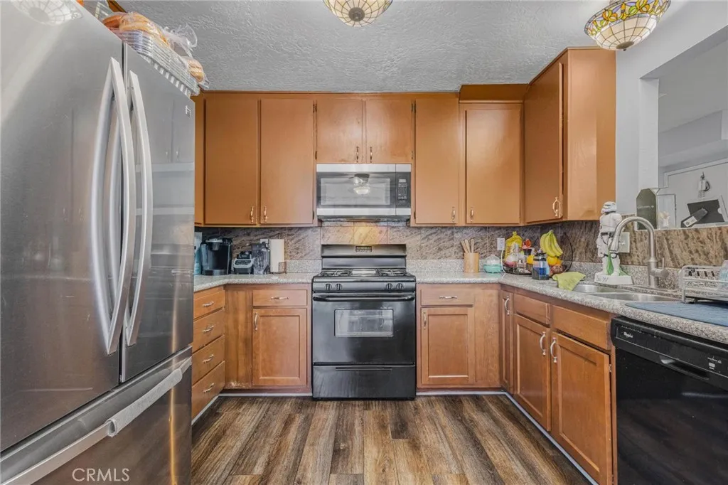 1381 S Walnut 2105, Anaheim, California 92802 home-pic-6