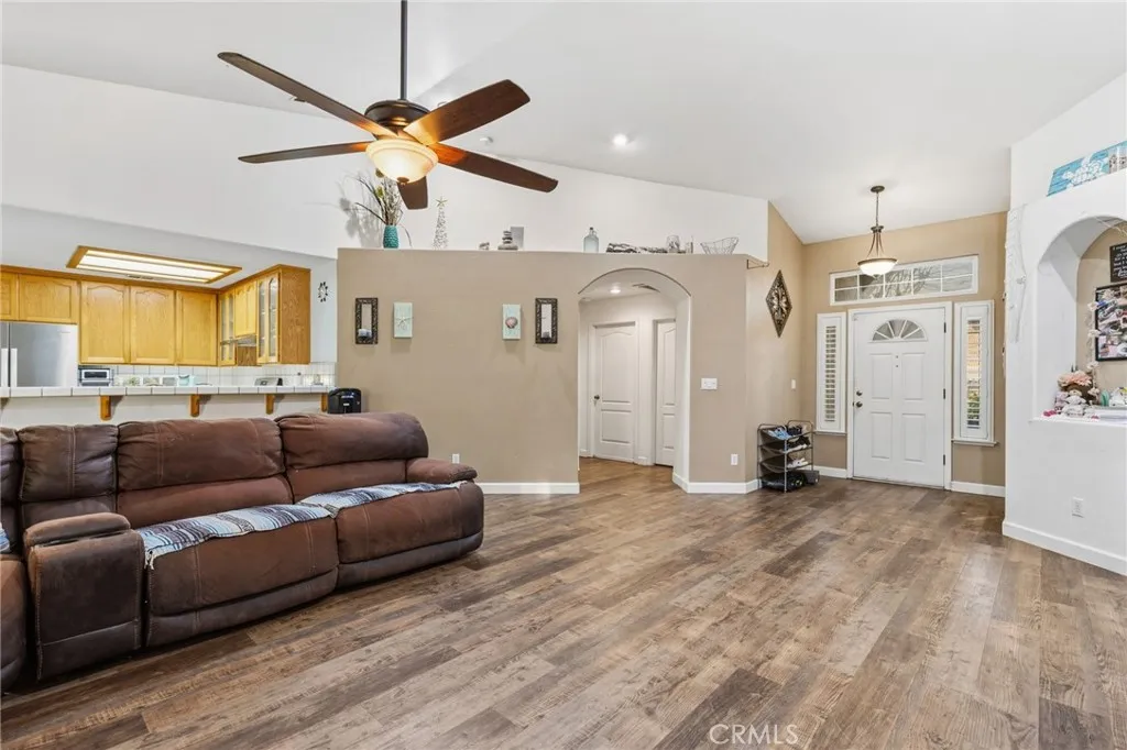 1126 Sprig Court, Merced, California 95340 home-pic-17