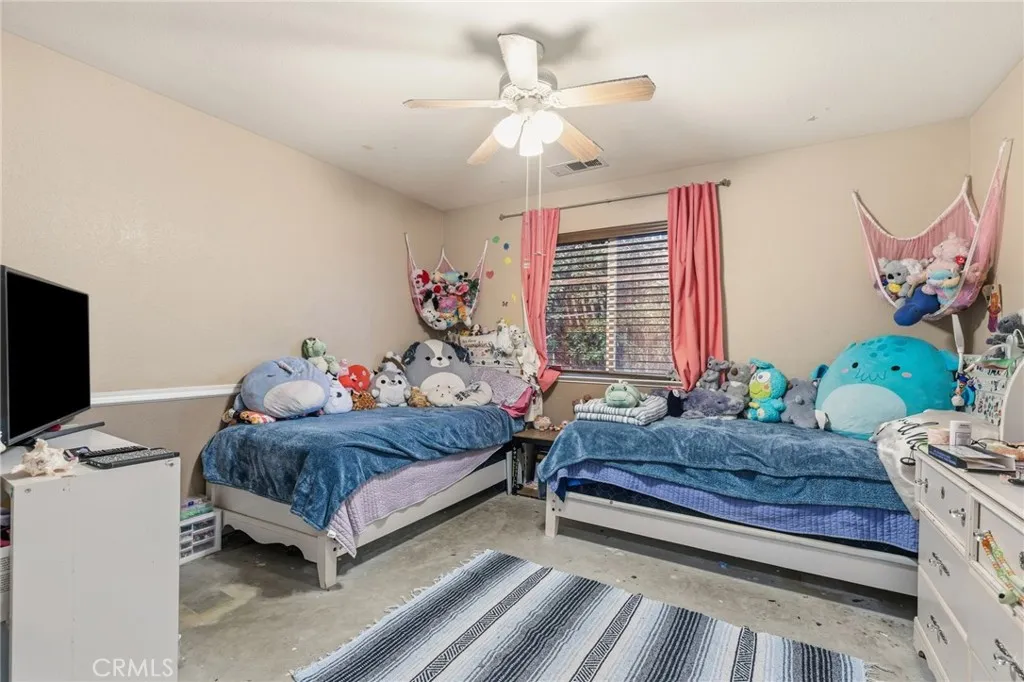 1126 Sprig Court, Merced, California 95340 home-pic-31
