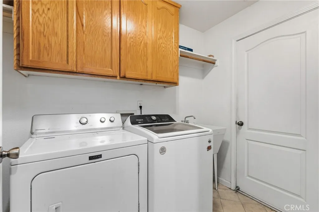 1126 Sprig Court, Merced, California 95340 home-pic-24