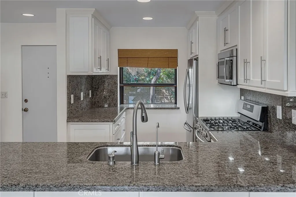 12750 Centralia 76, Lakewood, California 90715 home-pic-14