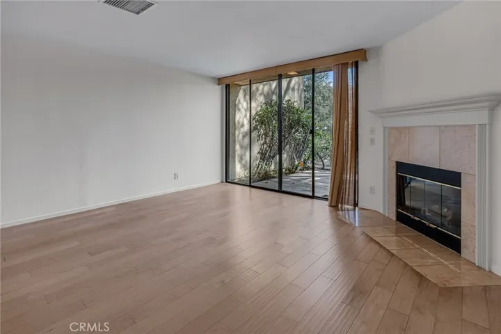 12750 Centralia 76, Lakewood, California 90715