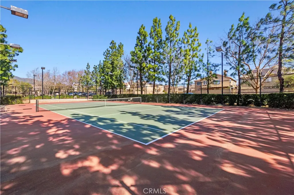 5368 Mantova Court, Fontana, California 92336 home-pic-26